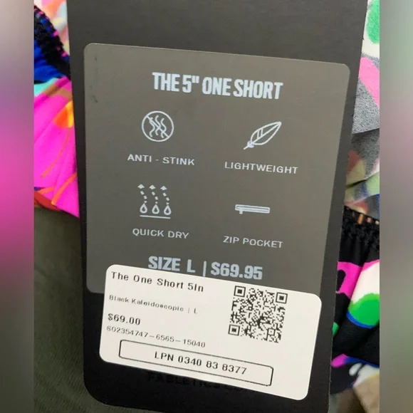 NEW FABLETICS THE ONE SHORT 5” Not Lined
